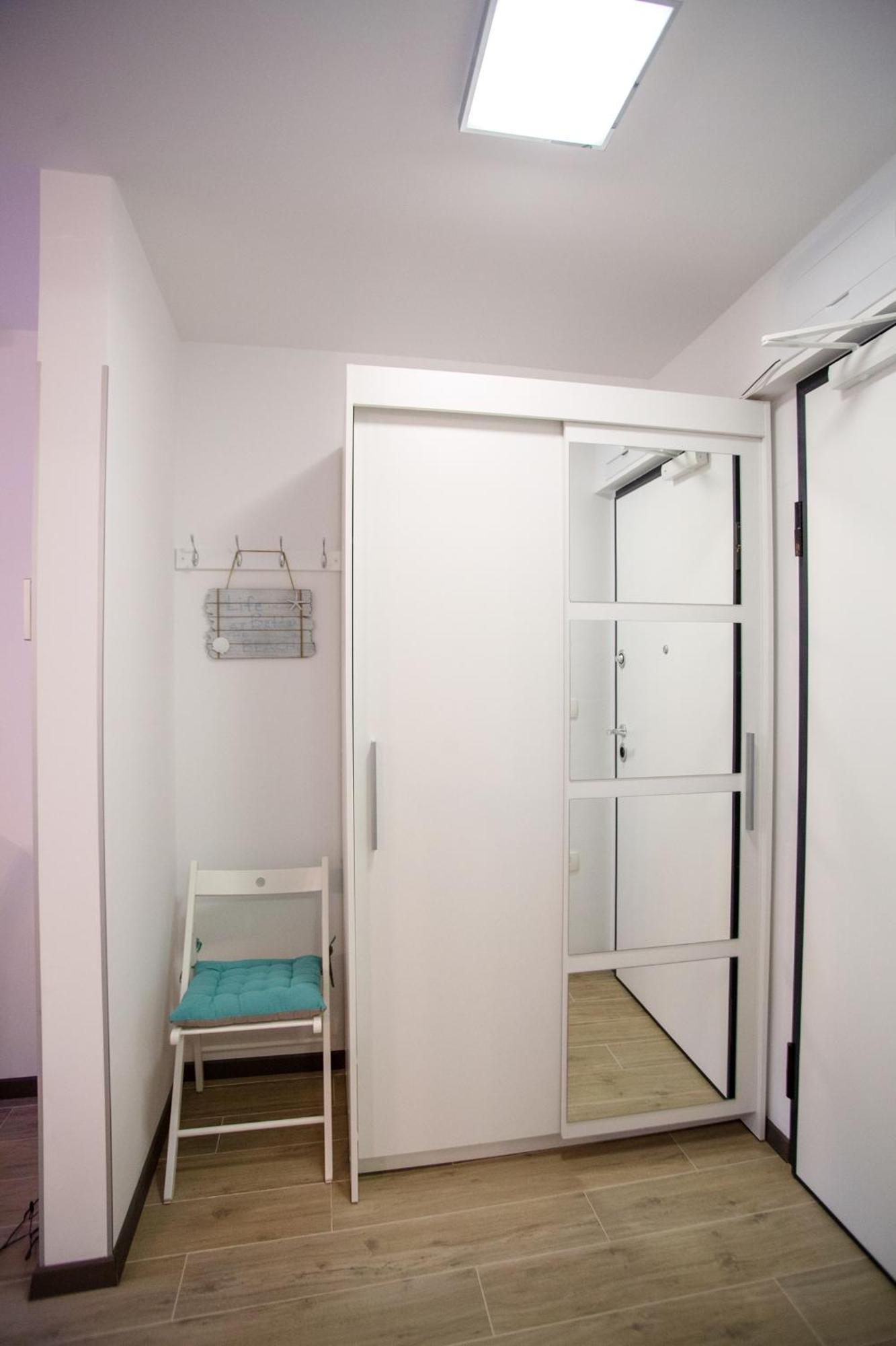 Azzurro Apartment ไพราน ภายนอก รูปภาพ
